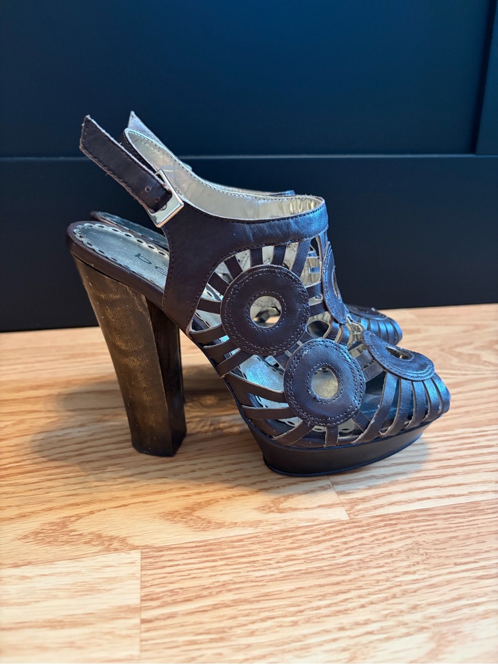 Y2K bebe Boho Brown Cutout High Heel Sandals - Picture 3 of 4